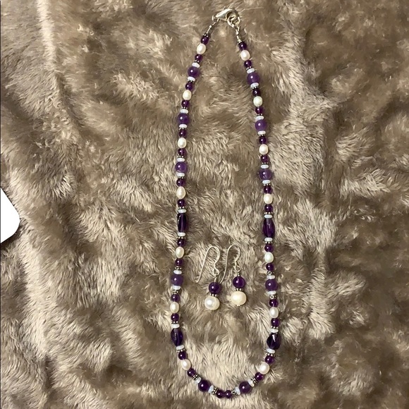 Handmade necklace and earrings set - Picture 1 of 7